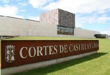 Los grupos parlamentarios retiran la enmienda de la “tercera vía” a la Ley del Colegio de Periodistas de Castilla y León